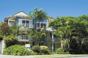 Noosa Outrigger Beach Resort - Great Ocean Road Tourism 0
