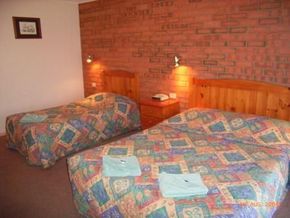 Tea House Motor Inn - Great Ocean Road Tourism 1