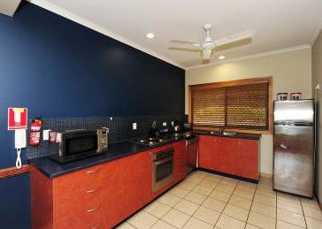 Portside Executive Apartments - Great Ocean Road Tourism 3
