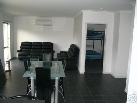 Phillip Island Surf & Circuit Family Resort - Great Ocean Road Tourism 0