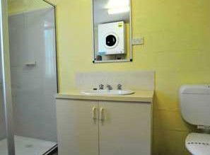 Alanvale Apartments & Motor Inn - Great Ocean Road Tourism 3