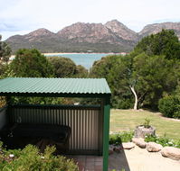 Coles Bay Waterfronters - Great Ocean Road Tourism