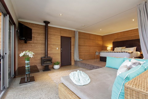 Hiddenvalley Eco Spa Lodges & Day Spa - Great Ocean Road Tourism 1