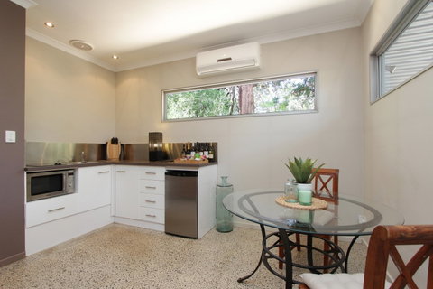 Hiddenvalley Eco Spa Lodges & Day Spa - Great Ocean Road Tourism 5