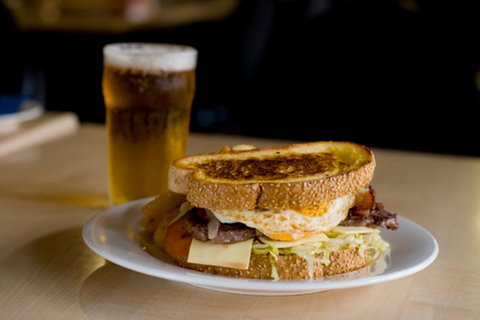 Albion Hotel - Great Ocean Road Tourism 2