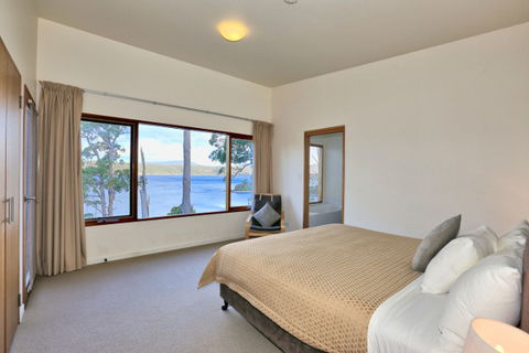 Stewarts Bay Lodge - Great Ocean Road Tourism 2