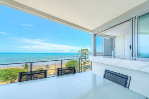 Salt Apartments - Great Ocean Road Tourism 0