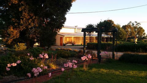 Angas Plains Wines Suites - Great Ocean Road Tourism 2