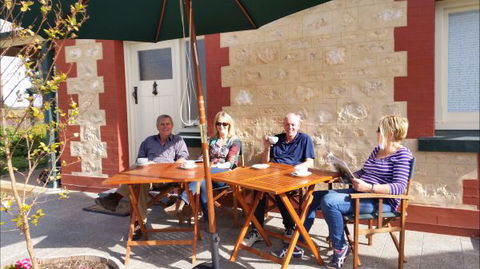 Angas Plains Wines Suites - Great Ocean Road Tourism 5