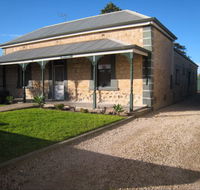 Kingfisher Lodge Edithburgh - Great Ocean Road Tourism