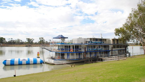 Murray River Queen Backpackers - Great Ocean Road Tourism 0