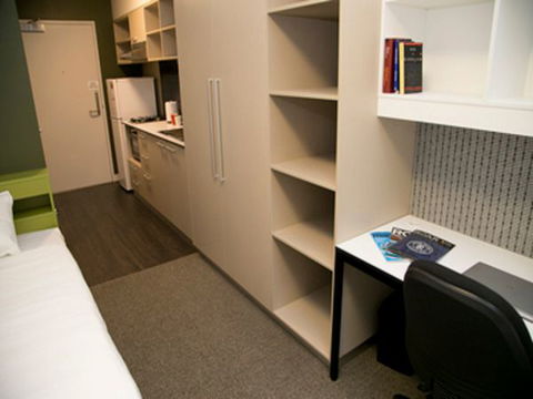 Abercombie Student Accommodation (Summer) - Great Ocean Road Tourism 4
