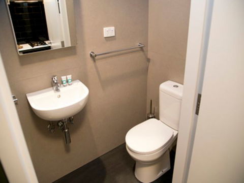 Abercombie Student Accommodation (Summer) - Great Ocean Road Tourism 6