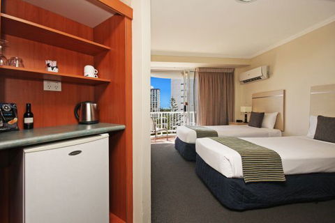Alpha  Sovereign Hotel - Great Ocean Road Tourism 1