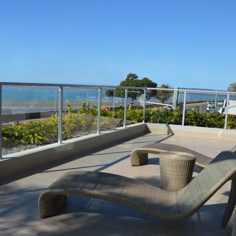 Aqua Aqua Luxury Penthouses - Great Ocean Road Tourism 2