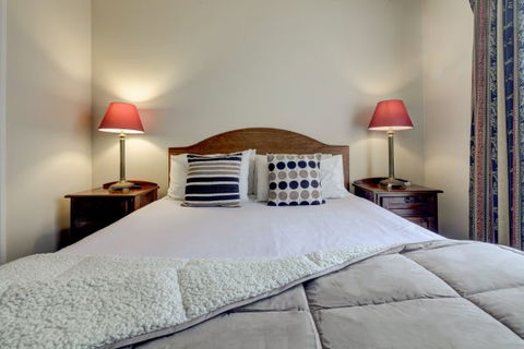 Ashmont Motor Inn And Apartments - Great Ocean Road Tourism 1