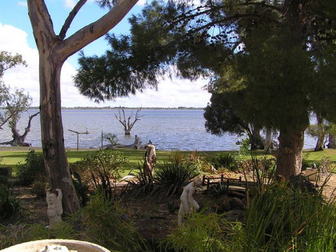 Barmera North Lake Caravan Park - Great Ocean Road Tourism 2