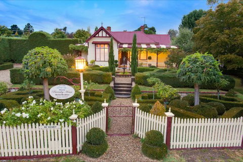 Barnsley House Beechworth - Great Ocean Road Tourism 0