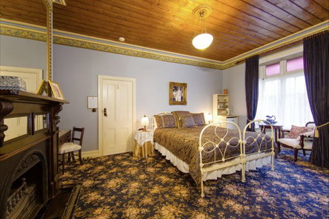 Barnsley House Beechworth - Great Ocean Road Tourism 7