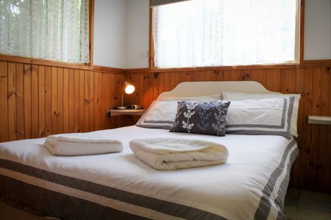 Beechworth Cabins - Great Ocean Road Tourism 5