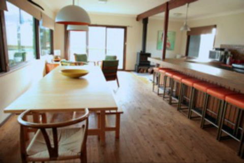 SALT Beach House At Currarong - Great Ocean Road Tourism 0