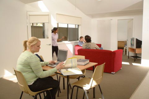 FedUni Living - Great Ocean Road Tourism 4