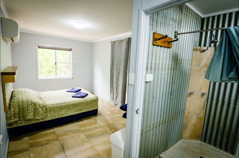 Goldfields Hotel And Finnigan's Rest - Great Ocean Road Tourism 8