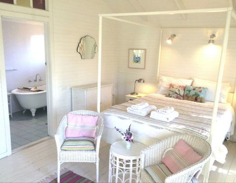 Huskisson Bed And Breakfast: Jervis Bay - Great Ocean Road Tourism 0