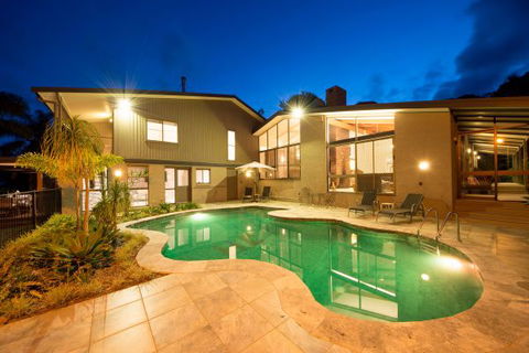 Just Heaven Mountain Retreat - Great Ocean Road Tourism 1