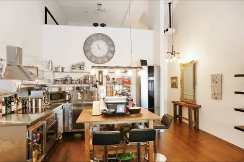 Lieu De Ville Suite - Great Ocean Road Tourism 2