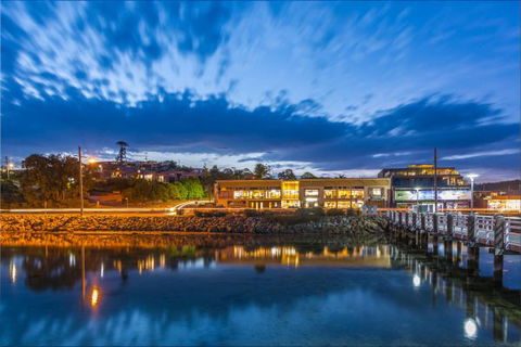 Merimbula Hotel - Great Ocean Road Tourism 8