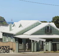 Merewether Beach House B and B - Great Ocean Road Tourism