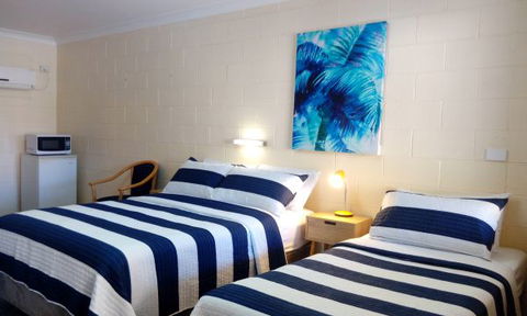 Sail Inn - Yeppoon - Great Ocean Road Tourism 3