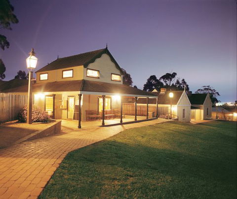 Sovereign Hill Hotel - Great Ocean Road Tourism 0