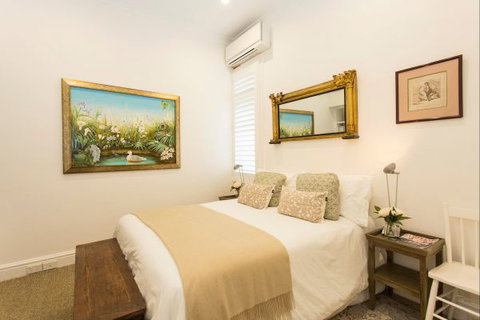 Stylish Interiors In The Bay - Great Ocean Road Tourism 5