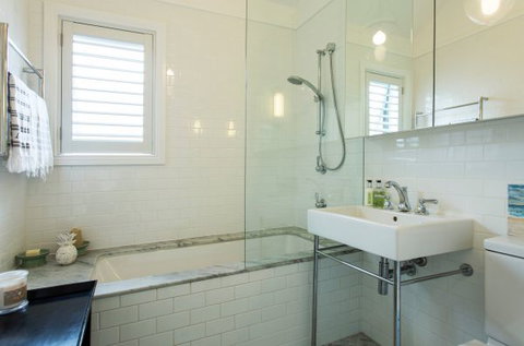 Stylish Interiors In The Bay - Great Ocean Road Tourism 7