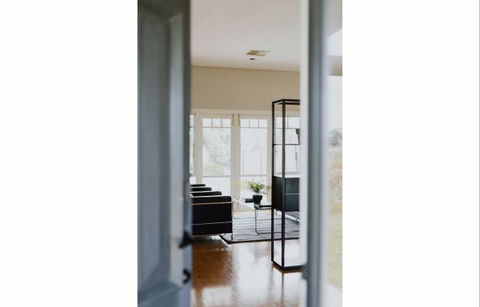 The Farm House At Blue Wren Wines - Great Ocean Road Tourism 4