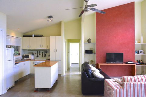 Tilba Coastal Retreat - Great Ocean Road Tourism 2
