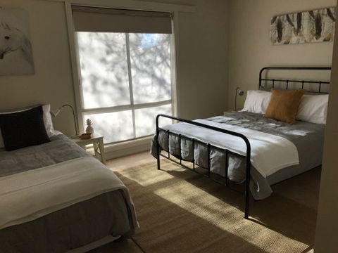 Townhouse On Deas - Great Ocean Road Tourism 3
