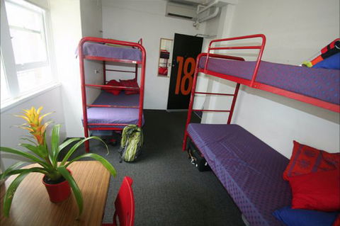 Zing! Backpackers Hostel - Great Ocean Road Tourism 9
