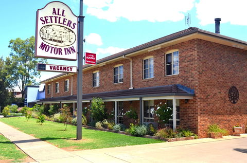 All Settlers Motor Inn - Great Ocean Road Tourism 0