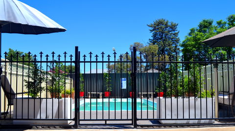 All Settlers Motor Inn - Great Ocean Road Tourism 1