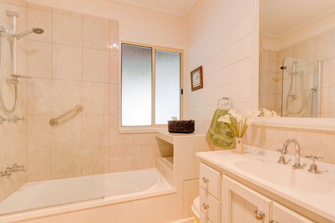 All About Me Bed And Breakfast - Great Ocean Road Tourism 3