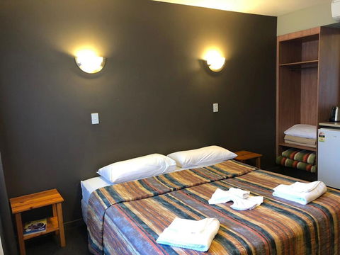 Astor Hotel And Astor Suites - Great Ocean Road Tourism 1
