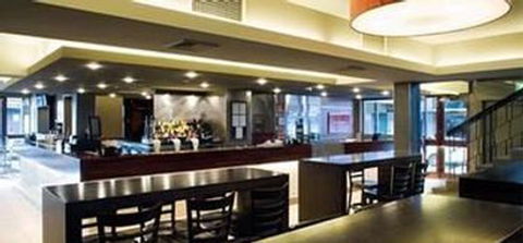 Astor Hotel And Astor Suites - Great Ocean Road Tourism 3
