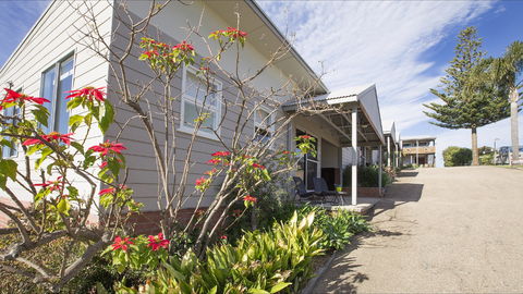Blue Pacific Holiday Units - Great Ocean Road Tourism 1