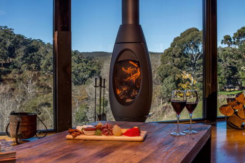 Clifftop At Hepburn - Great Ocean Road Tourism 0