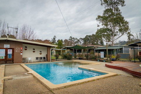 Eildon Riverside Holiday Park - Great Ocean Road Tourism 7