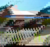 Robina Bathurst Self Contained Accommodation - Great Ocean Road Tourism