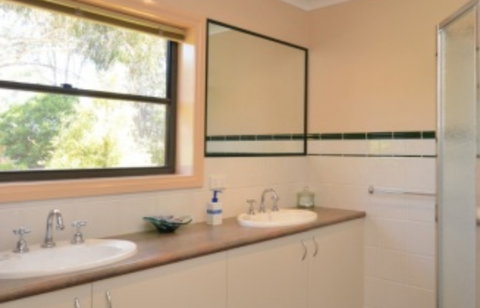 Serena Cottages - Great Ocean Road Tourism 7